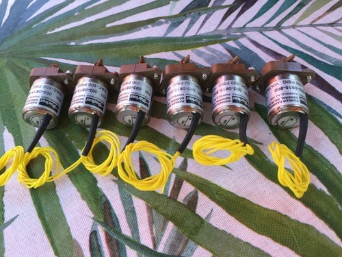 Lot of (6) Used Parker Solenoid Valves, VAC 100 PSIG, 24VDC, P/N 003-0815-900 - Picture 4 of 7