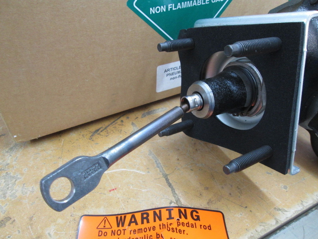 New Mopar Master Cylinder Power Brake Hydro Booster Jeep Wrangler