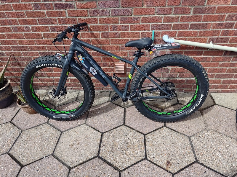 Bike for Sale - Trek Farley 5 Fat bike 2019 model. £900
