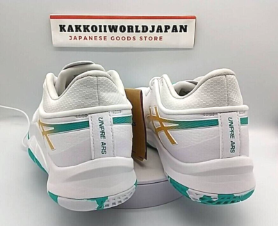 Asics Basketball shoes UNPRE ARS LOW White/Pure Gold