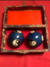 CHINESE HEALTH EXERCISE STRESS BAODING BALLS RELAXATION THERAPY YIN YANG DESIGN