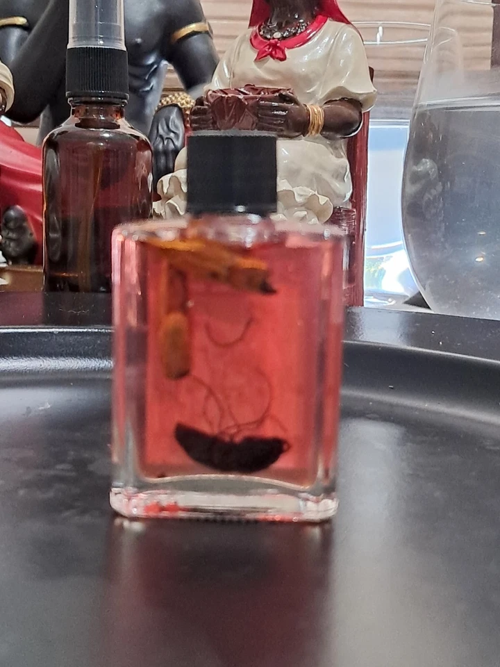 Aceite genuino Lucky Mojo Adán & Eve, dibuja amor verdadero y profundos lazos emocionales Foto 2 de 2