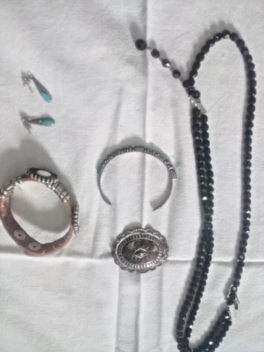 Mixed lot of antique & vintage womens costume jewelry