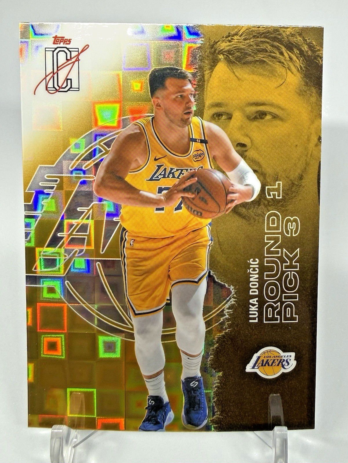 2025-26 Topps Signature Class Luka Doncic #83 Pandora Yellow Refractor Lakers SP