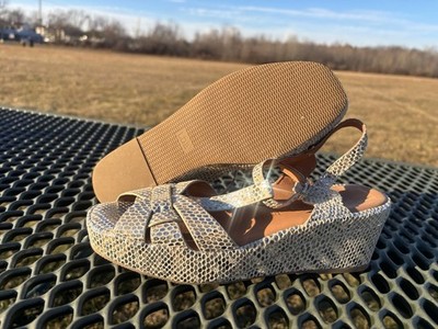 L'AMOUR DES PIEDS Playton Wedge Sandal In Silver/ Gold Leather Size 7M
