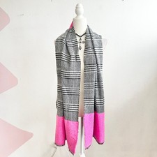 Steve Madden Houndstooth Scarf Chunky Knit Classic Cozy Retro Preppy