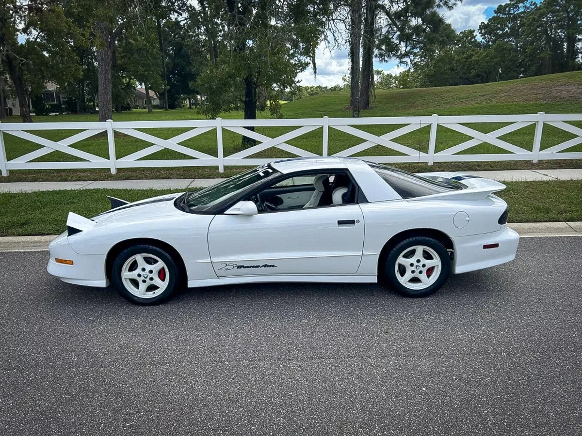 Click photo thumbnail to view