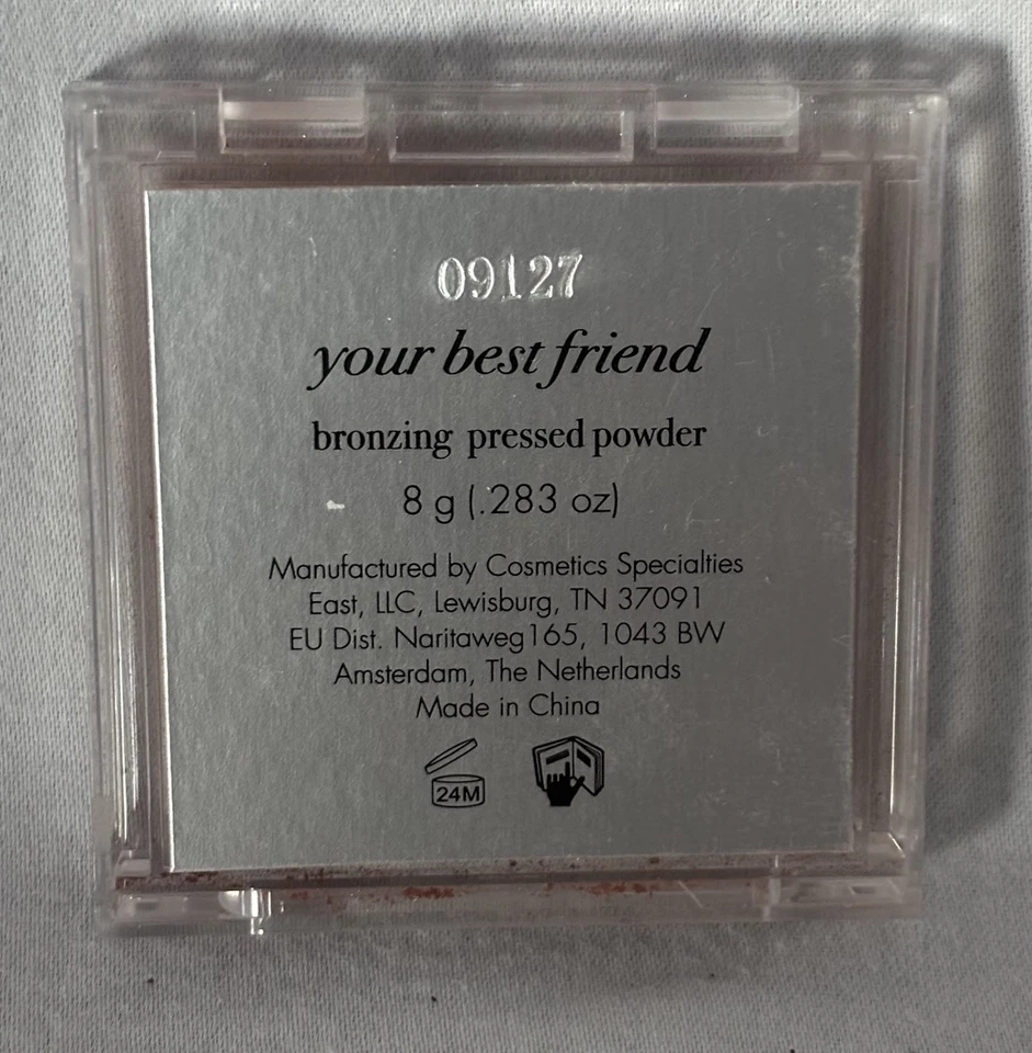 Polvo prensado bronceador nuevo, sellado, tu mejor amigo 0,28 Foto 2 de 2