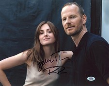 Renate Reinsve & Joachim Trier The Worst Person Signed 11x14 Photo PSA AP84700 Renate Reinsve & Joachim Trier The Worst Person Signed 11x14 Photo PSA AP84700