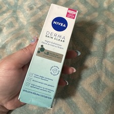 NIVEA Derma Skin Clear, Fight Blemishes Acne Mark, 40gm