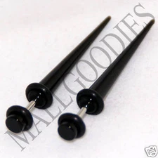 0105 Fake Faux Cheaters Illusion Stretchers Tapers Exanders Plugs 6G 4mm Black
