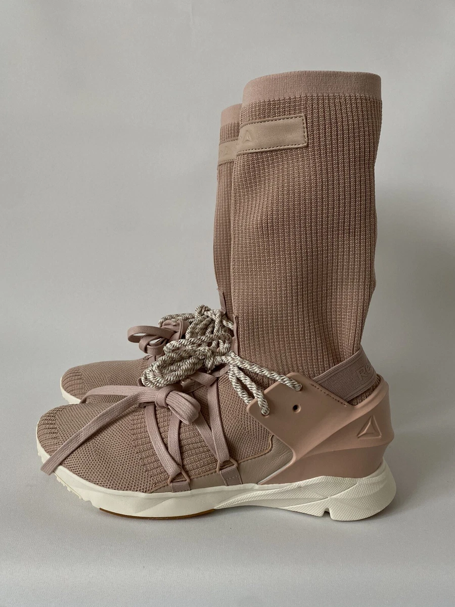 Reebok sock hotsell runner supreme