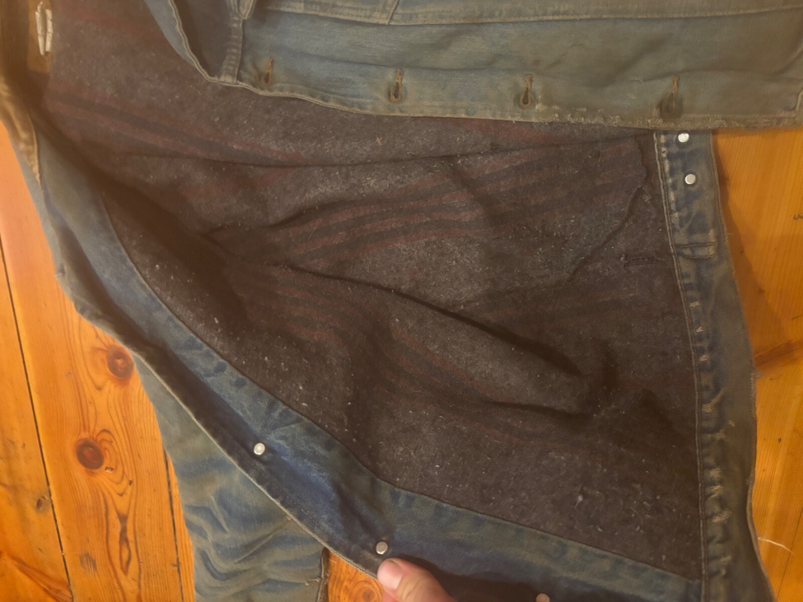 Authentic Ranch Worn Wrangler Jacket, Central Mon… - image 4