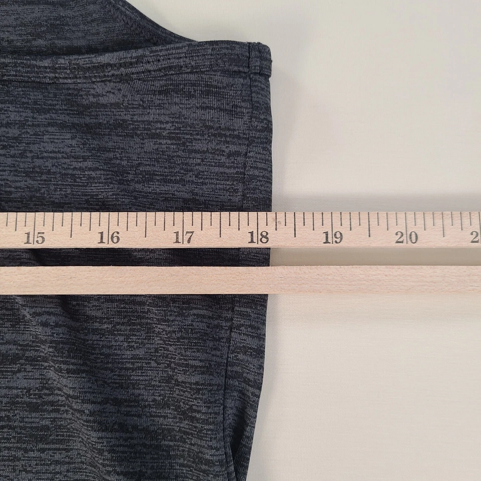 Camisa Reebok Feminina Grande Cinza Regata Sem Mangas Treino de Corrida - Imagem 4 de 4