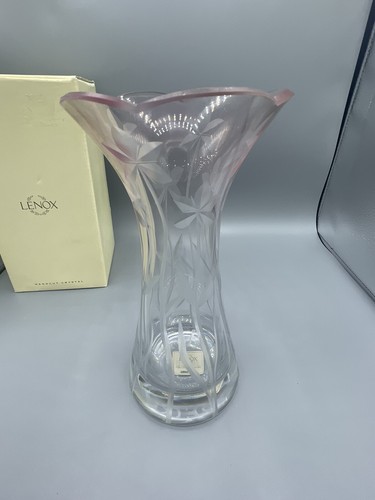 LENOX "Floral Spirit"Lead Crystal Etched Glass 9" Pink Fading To Clear Vase. - Picture 2 of 5