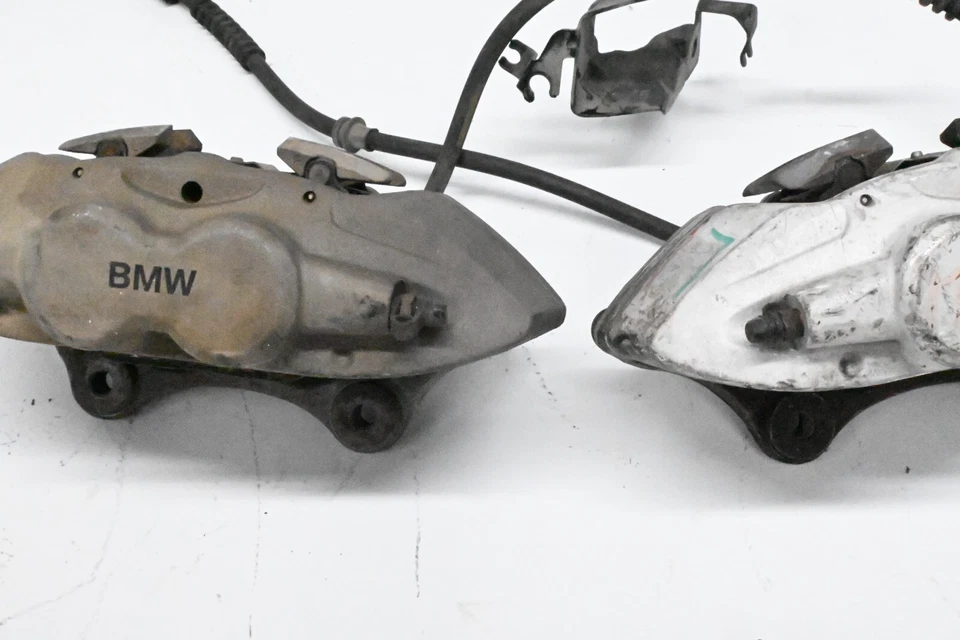 Juego de pinzas de freno delanteras Brembo BMW OEM F36 F33 F32 F30 335i 435i 328i 428i Foto 3 de 4