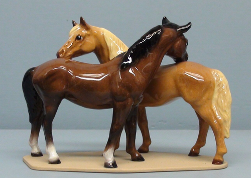 Retired Hagen Renaker Horse, Specialty Grooming Horses - Afbeelding 2 van 5