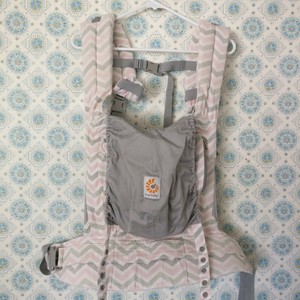 ergo baby pink chevron