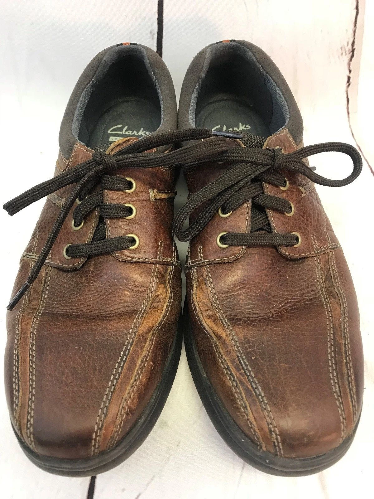 Scarpe Oxford Clarks da uomo taglia 11M in pelle marrone con lacci suola morbida a fusione