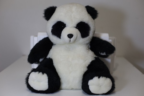 Oso panda de peluche