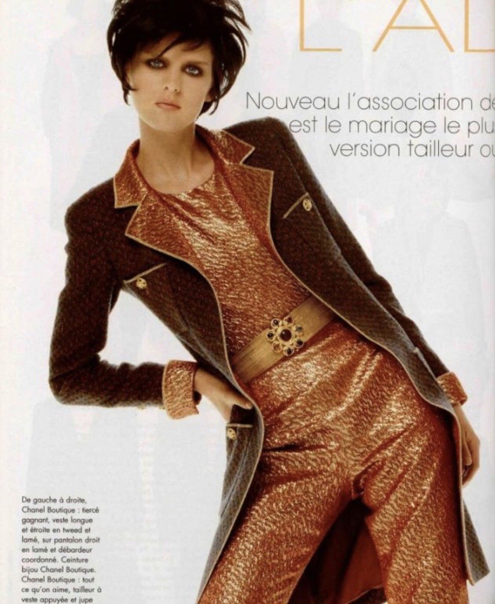 CHANEL 1996 Maison Gripoix Camellia Glass Byzantine Style  display picture 1