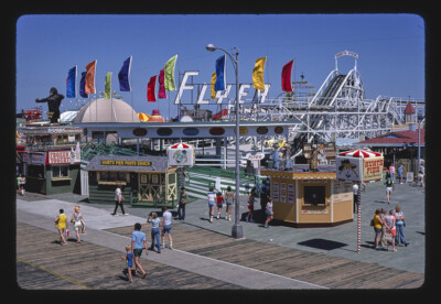 8'' x 10'' Photo Morey's and Hunt's Piers, Wildwood, New Jersey 1978
