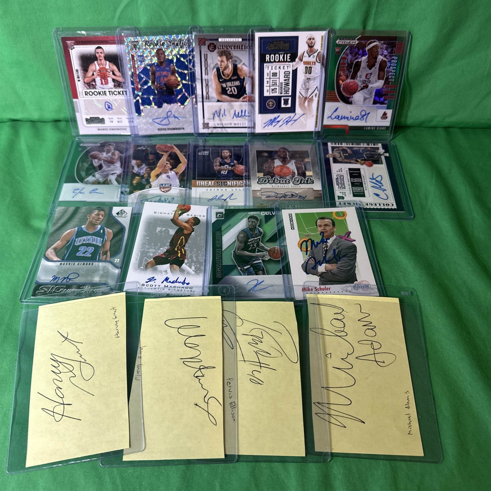 Huge 450+ Basketball Card Lot: All Auto’s, Graded, Numbered Or Patch Loaded!! view 18