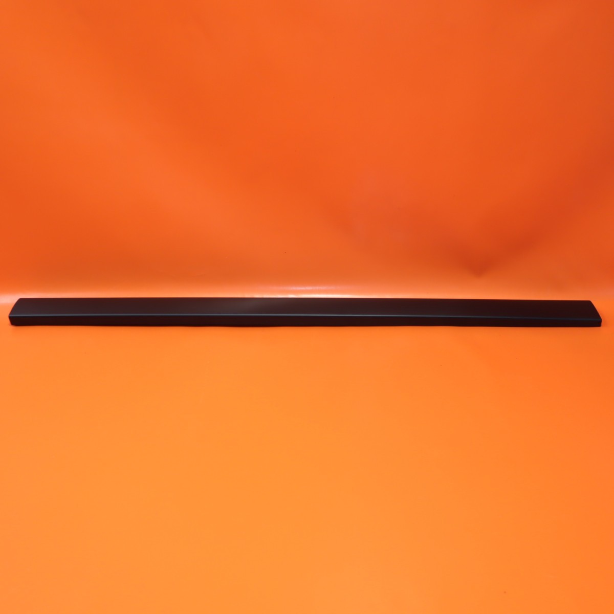ROLLS ROYCE CULLINAN DOOR MOLDING COVER LEFT FRONT 2017-2022 2023 51137448585