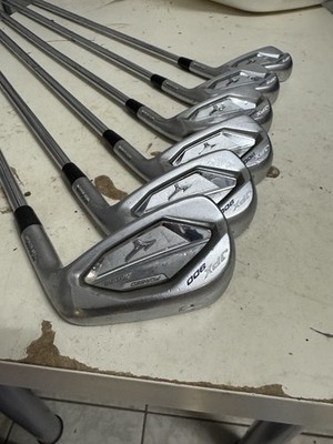 Mizuno JPX 900 Forged, Eisensatz 5-PW, Rechts, stiff