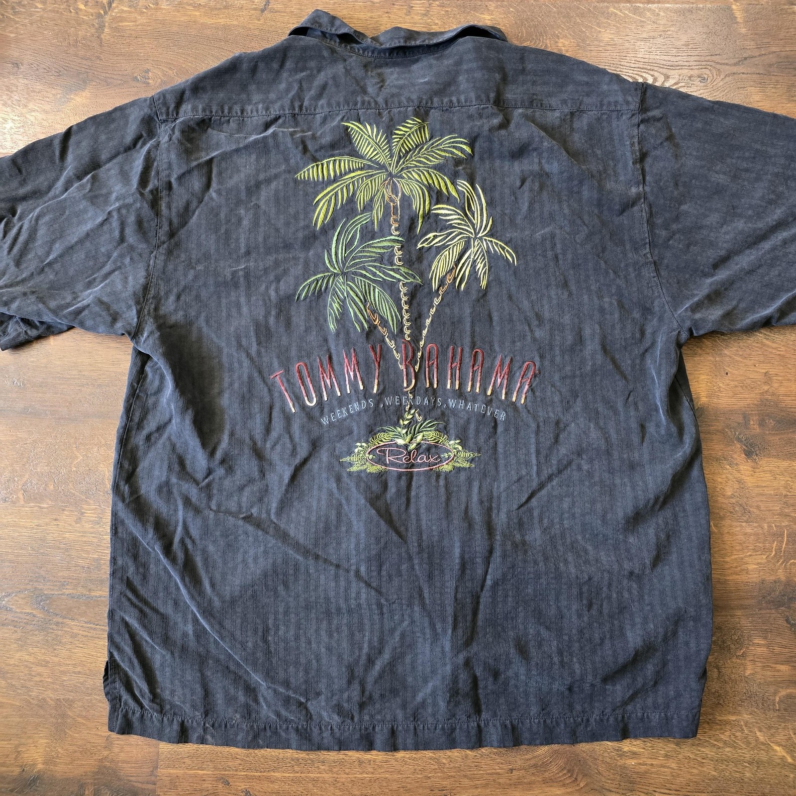 Tommy Bahama Shirt Mens L Blue Silk Palm Tree Embroidered Back Button Up Casual