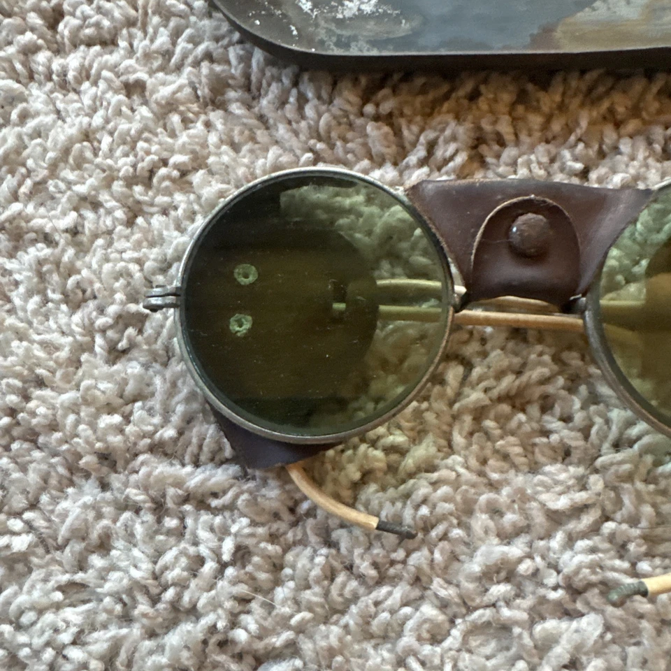 Vintage American Optical Green Glass Safety Goggles with Leather Guards & Case - Image 2 of 4