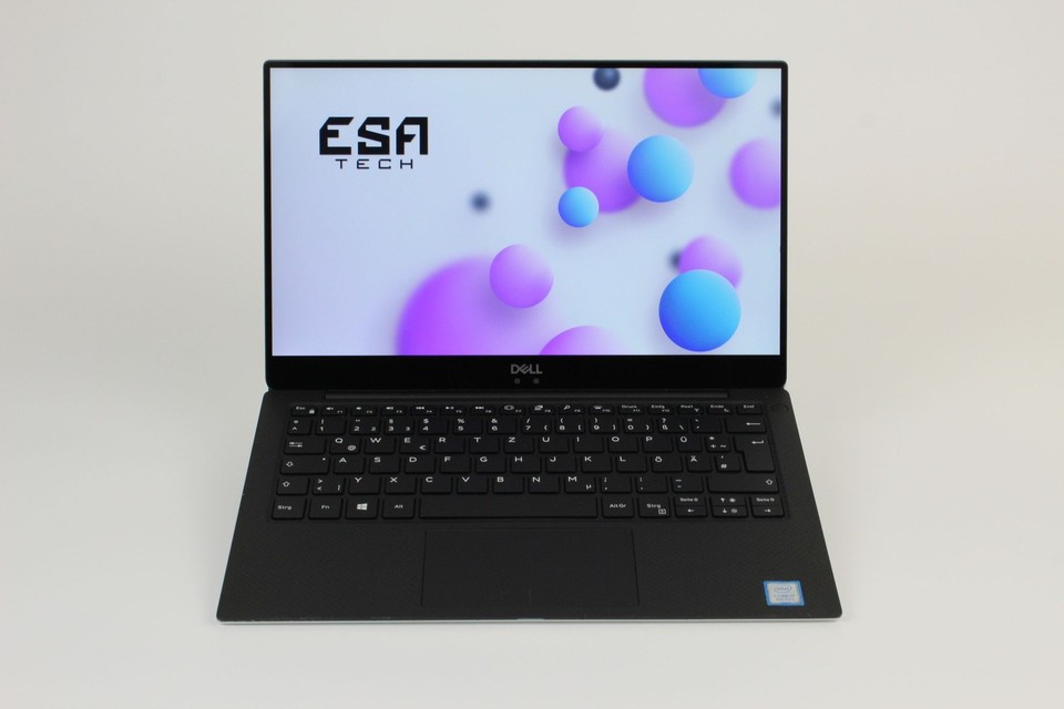 Dell XPS 13 9370 13,3" 1920x1080 i7-8550U 8 GB 256 GB QWERTZ 