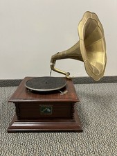 His Masters Voice Gramophone RCA With brass horn! As Is/Parts Only  READ DESCRIP