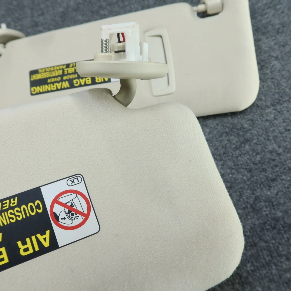 Комплект солнцезащитных козырьков для Lexus IS250 IS350 2006-2013 годов выпуска бежевые желтовато-коричневые левая и правая от оригинального производителя - Изображение 4 из 4