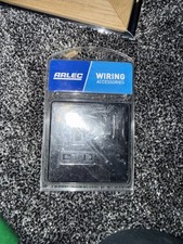 Metal screwless 13a 1 Gang Switched Socket Single Pole 9111GBBN