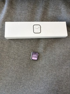 Apple Watch Series 7 Aluminum Case 45mm GPS, Unlocked, 32GB