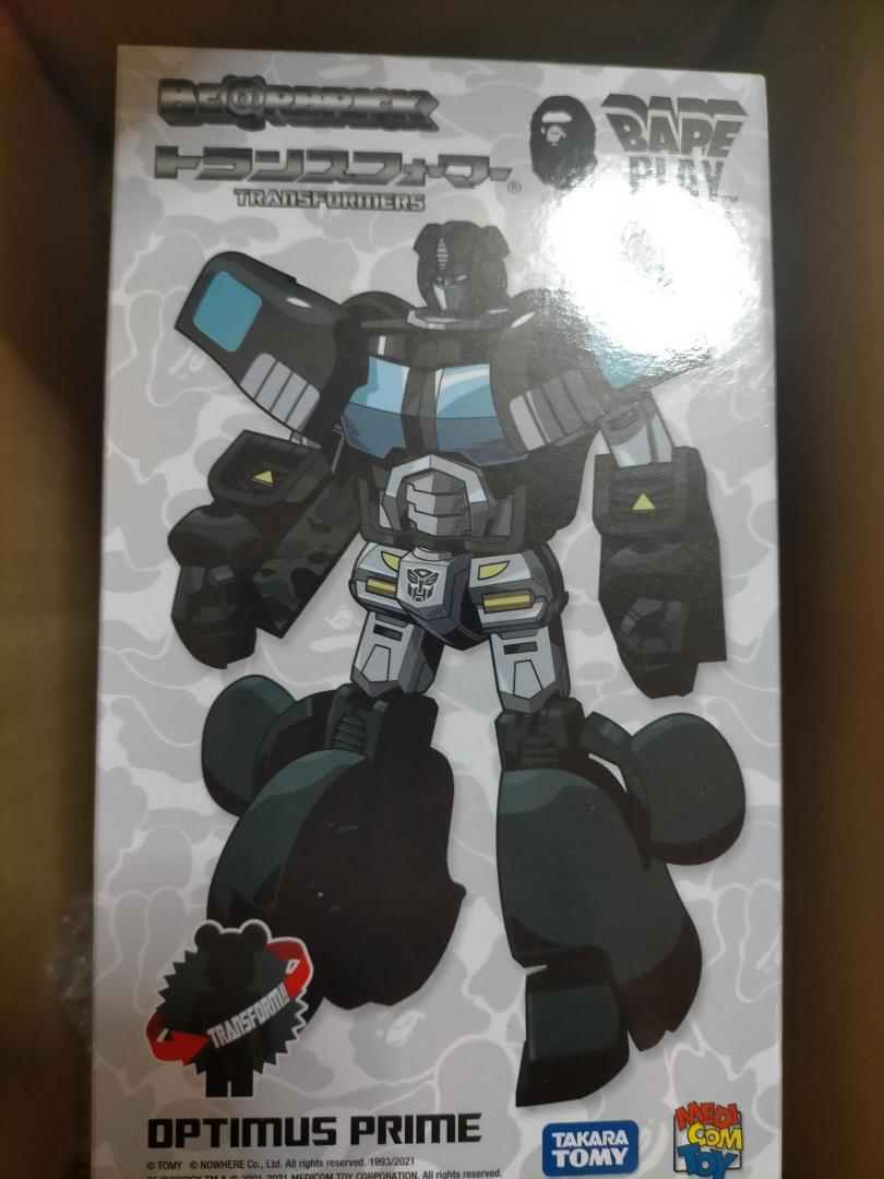MEDICOM TOY - BE@RBRICK × TRANSFORMERS BAPE トランスフォーマ A BATHING APE®︎ × BE@RBRICK × TRANSFORMERS | bape.com
