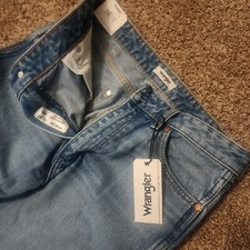 Wrangler Bell Bottom Jeans