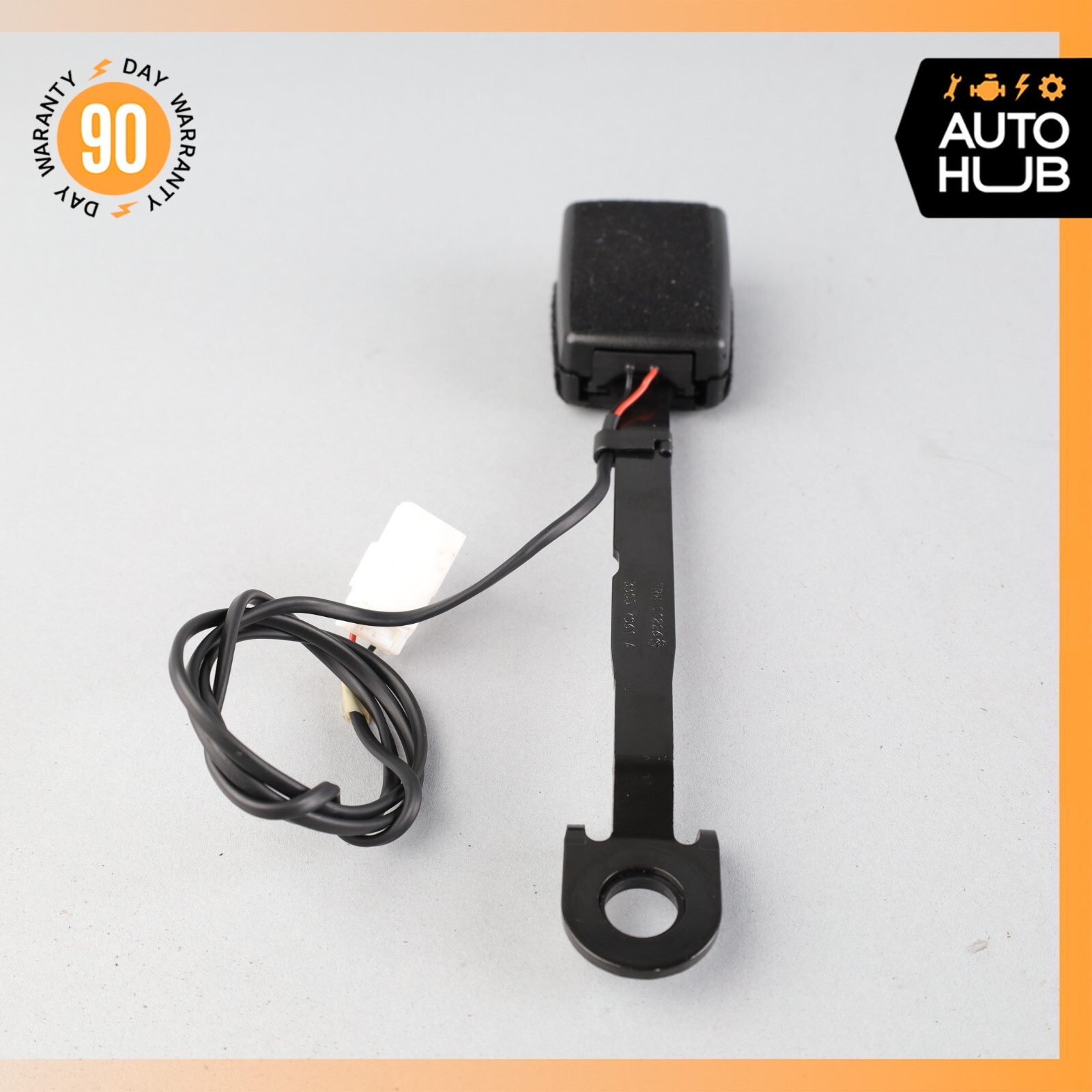 03-13 Maserati Quattroporte M139 Front Right Side Seat Belt Buckle OEM 51k