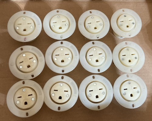NOS (lot of 12) New Leviton NEMA 6-15R Flanged Outlet 15A 250V Straight Blade - Picture 1 of 5