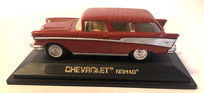 Lucky Diecast Road Signature 1957 Chevrolet Nomad Car Base Copper Red 1:43 94203
