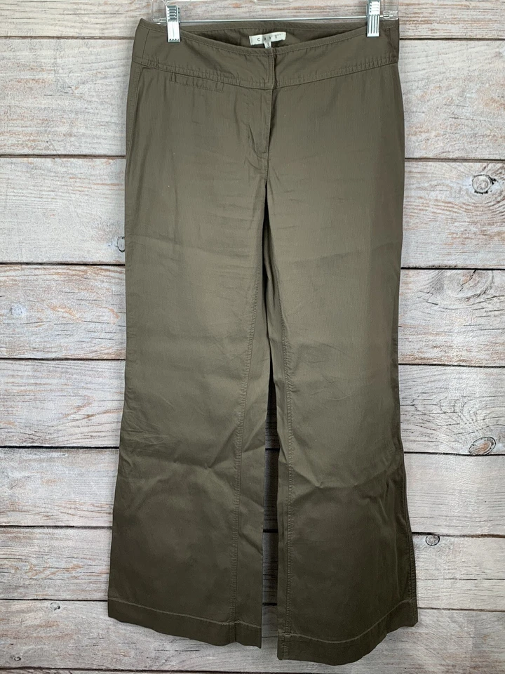 Calça CAbi #345 Keys marrom casca de coco perna larga em excelente estado usado feminina tamanho 6 x 34 - Imagem 3 de 3