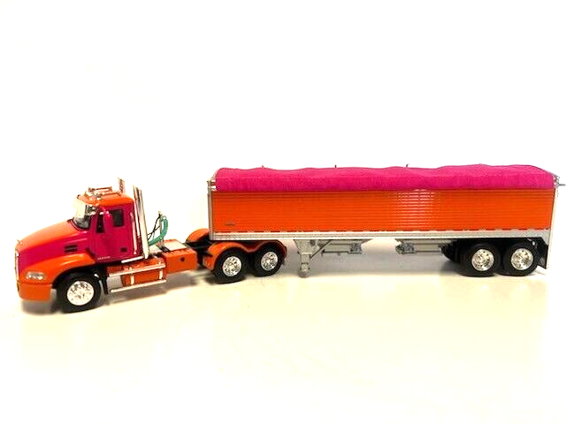 DCP / FIRST GEAR 1/64 SCALE MACK PINNACLE DAY CAB WITH WILSON 34