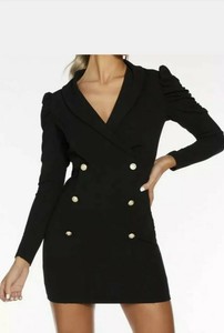 BNWT Quiz Petite Size 10 Black Button 