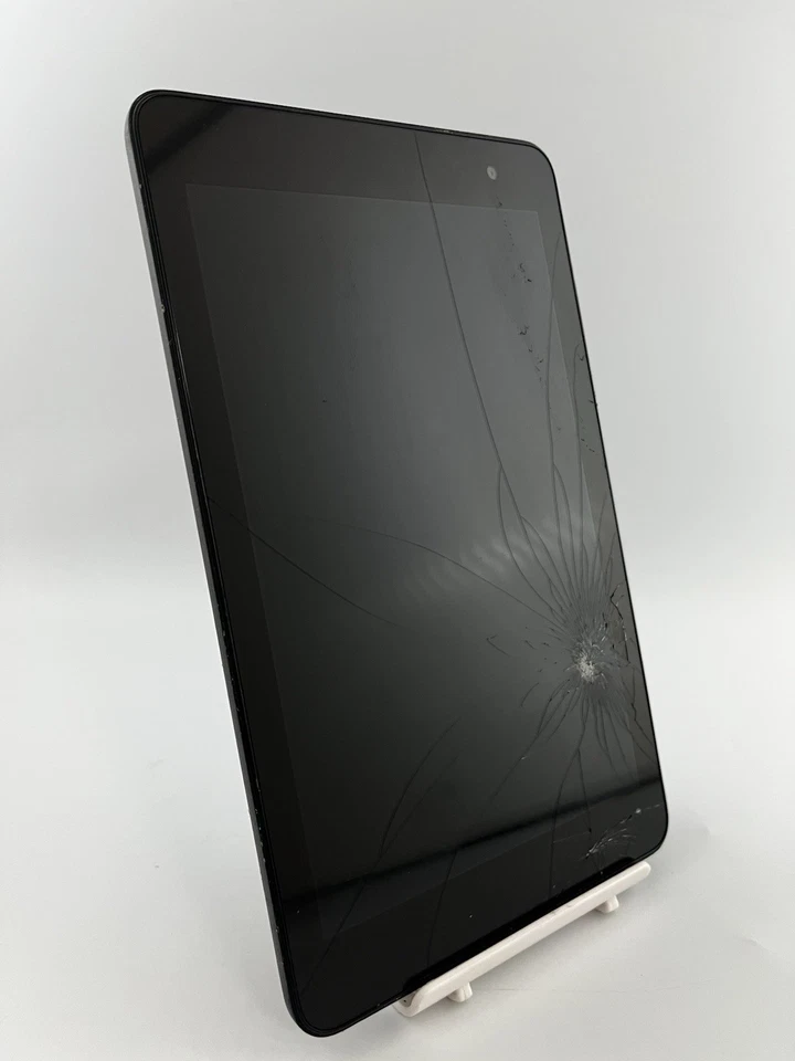 Dell Venue Pro 8 T01D 8" Windows Tablet Cracked Spares And Repairs #D - Image 2 of 4