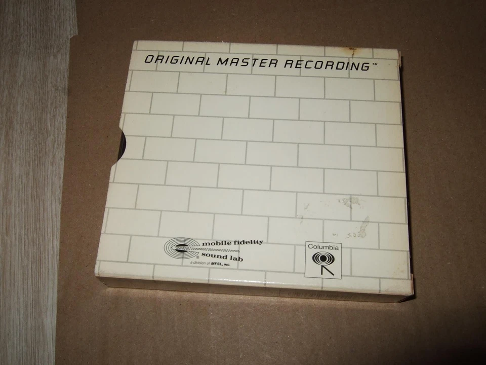 PINK FLOYD : THE WALL 24KT GOLD 2CD BOX 1991 MFSL UDCD 2-537 JAPAN - Bild 2 von 4
