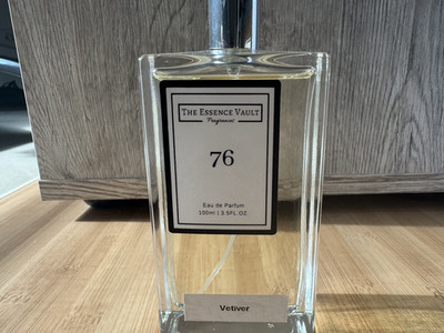 The Essence Vault 76 Vetiver Eau de Parfum Spray 100 ml Normale Größe