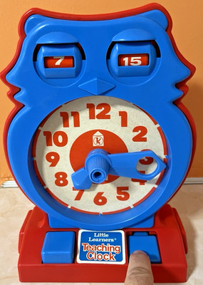 VTG Tomy Little Learners 10'' Teaching Clock Owl Blue Red Plastic 1975 WORKS!