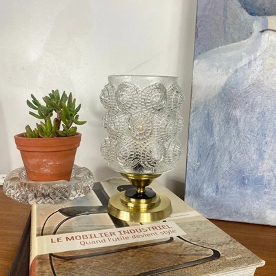 Lampe de table globe ancien en verre transparent moulé et pied laiton LAMP-7810 - Photo 1/4