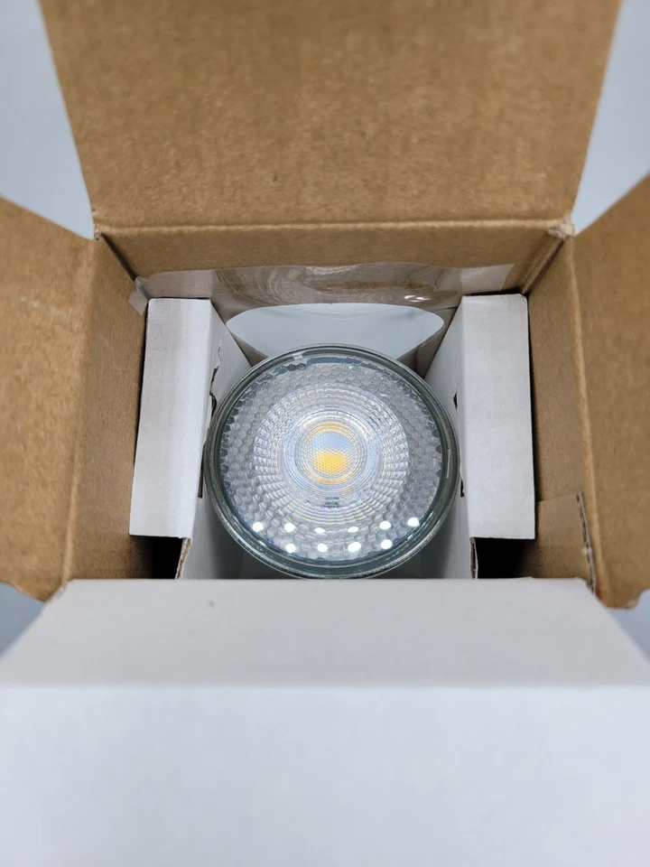 Sylvania LED7PAR20DIM840FL4022YGL3WRP Glass LED Bulb 7W 4000K Med Base 78346-0 - Image 2 of 3